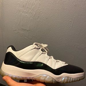 Jordan 11 Low “Iridescent”